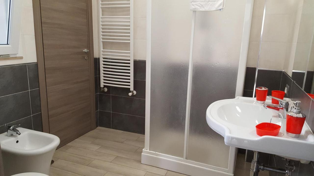 Guest House Web Room Пиза Екстериор снимка