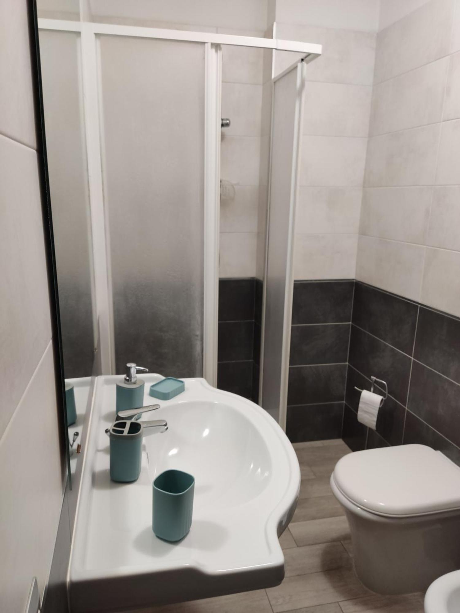 Guest House Web Room Пиза Екстериор снимка
