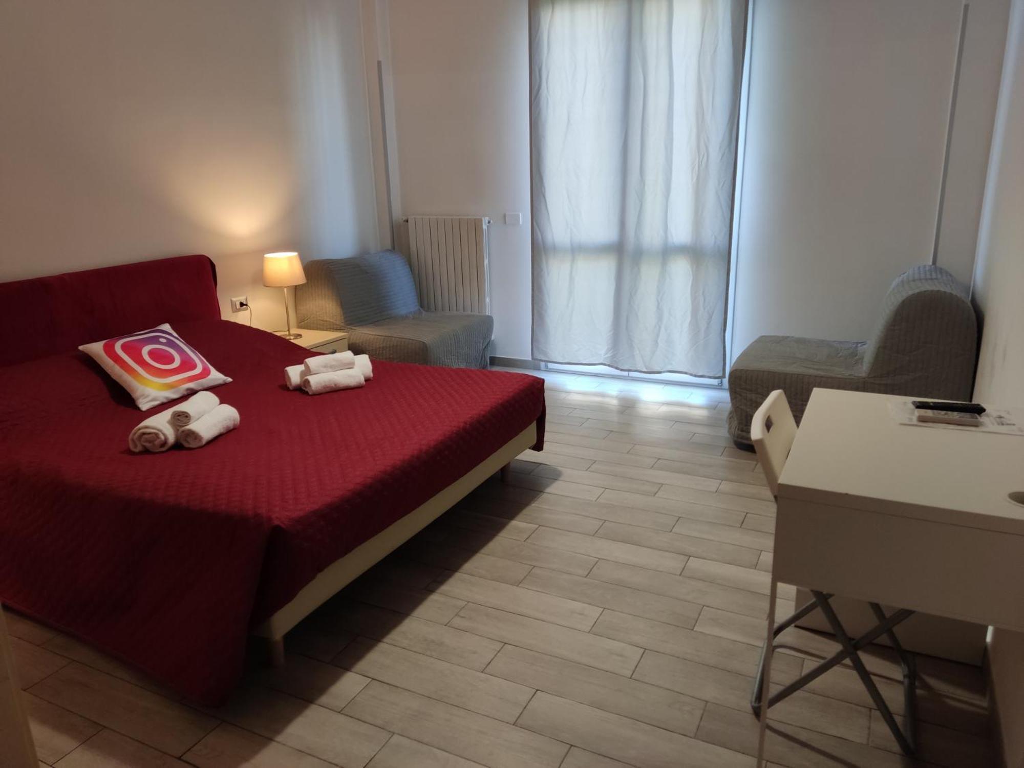 Guest House Web Room Пиза Екстериор снимка