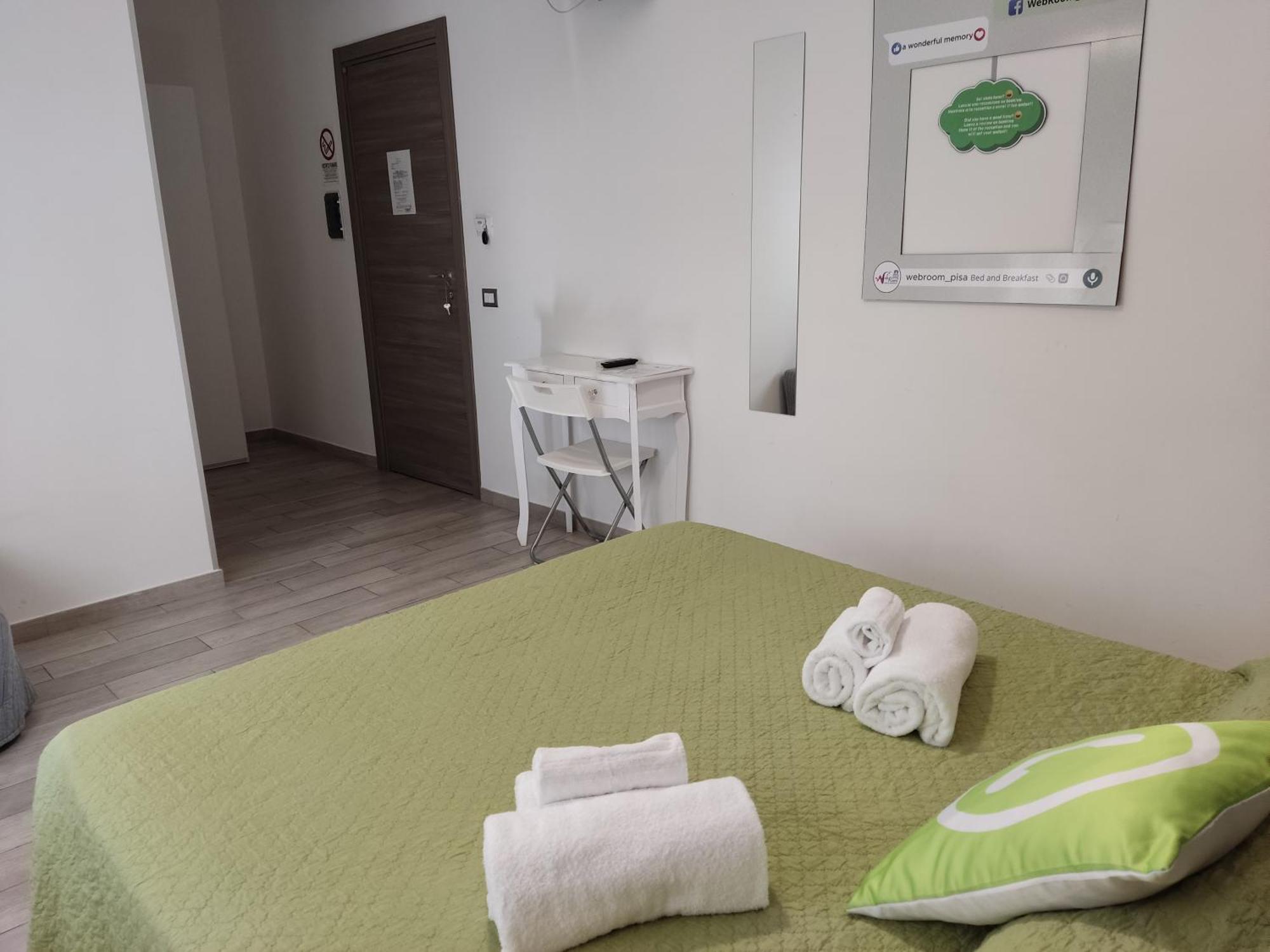 Guest House Web Room Пиза Екстериор снимка
