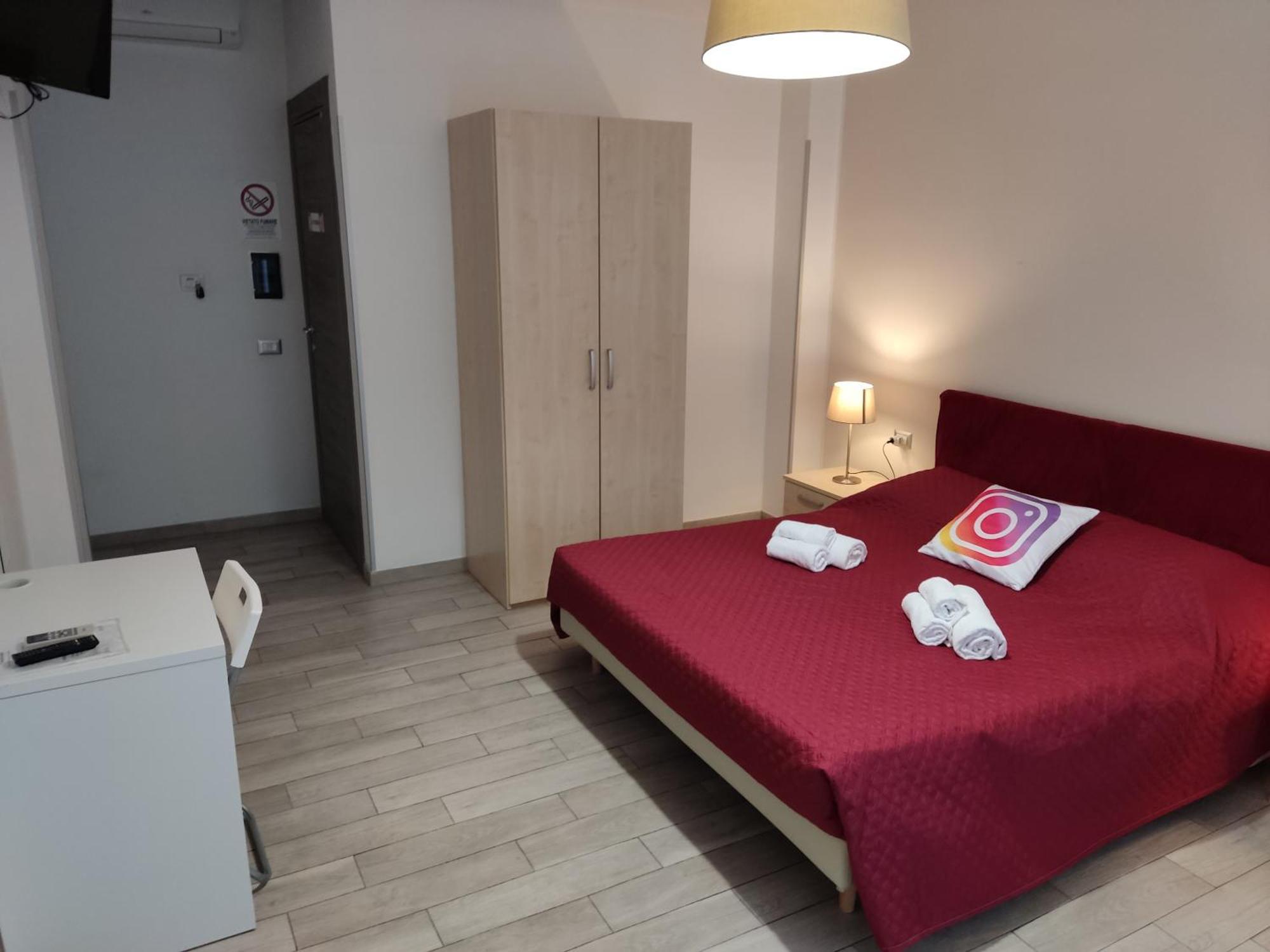 Guest House Web Room Пиза Екстериор снимка